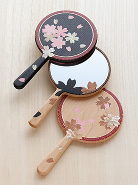 棉匠 WATAKUMI 白シャツ